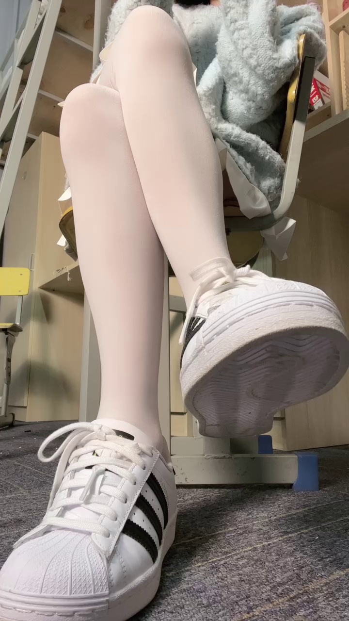 绘子SAMA 绘子様 阿迪 第一视角 调教