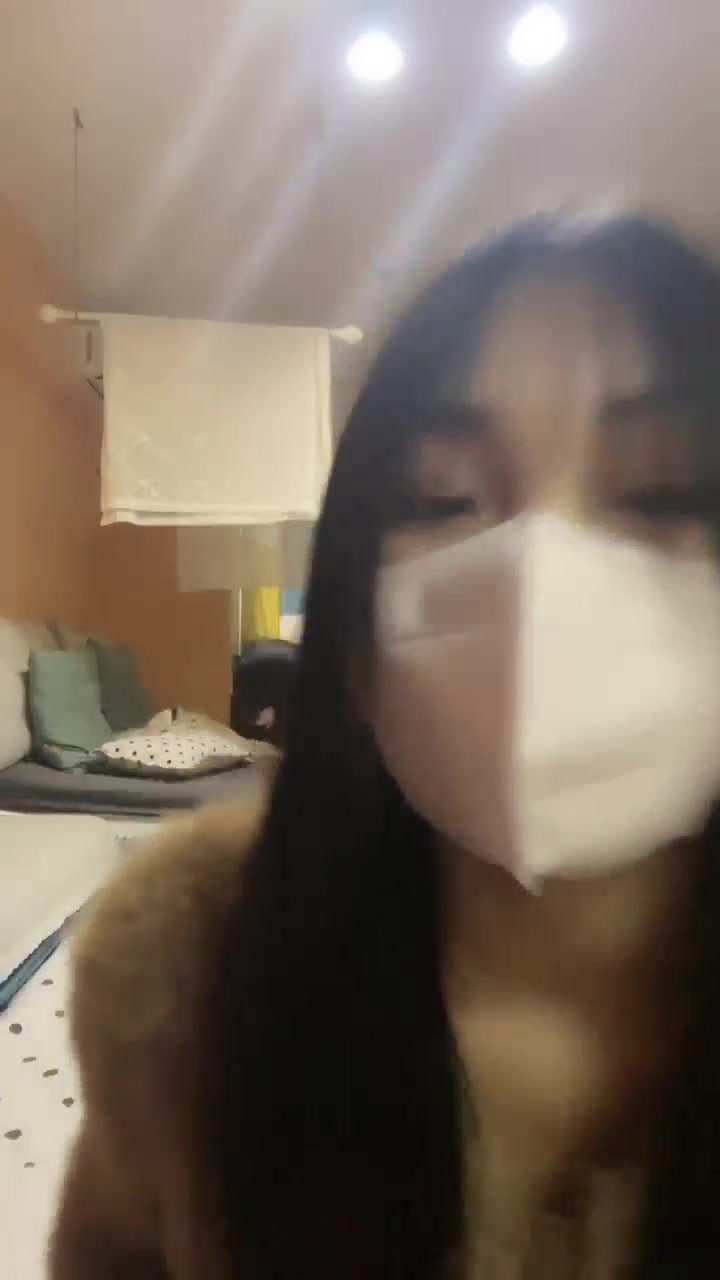 小x大王 舔脚 黑丝 运动鞋踩踏 骑马 调教男m