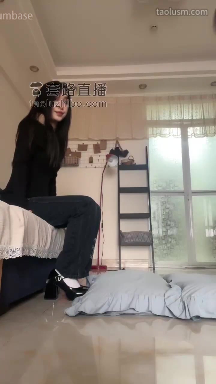 小x大王 踩头 皮鞋 骑马 座椅 窒息 调教男m