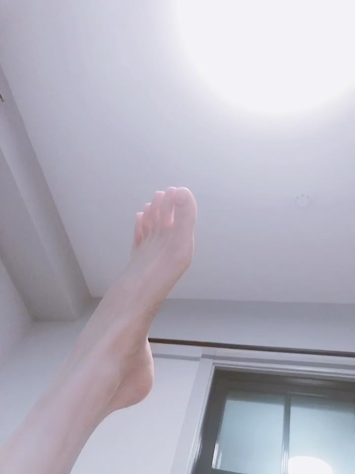 胡亥亥 裸足 足控 (3)
