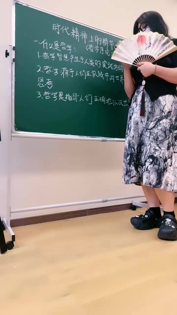 维妮s 调教男m 骑马坐脸踩踏夹头 羞辱 足交 (25)