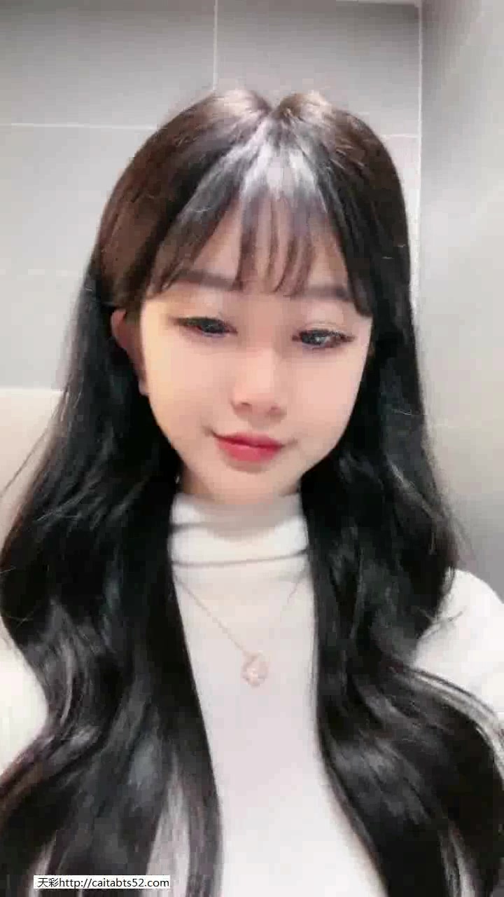 维妮s 调教男m 骑马坐脸踩踏夹头 羞辱 足交 (27)
