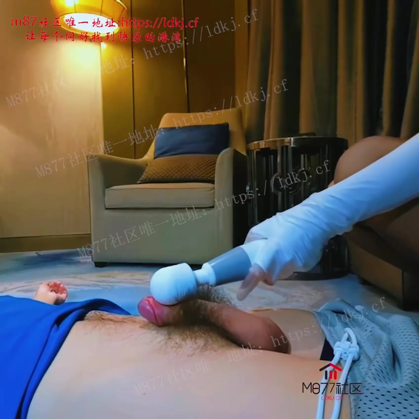 维妮s 调教男m 骑马坐脸踩踏夹头 羞辱 足交 (2)