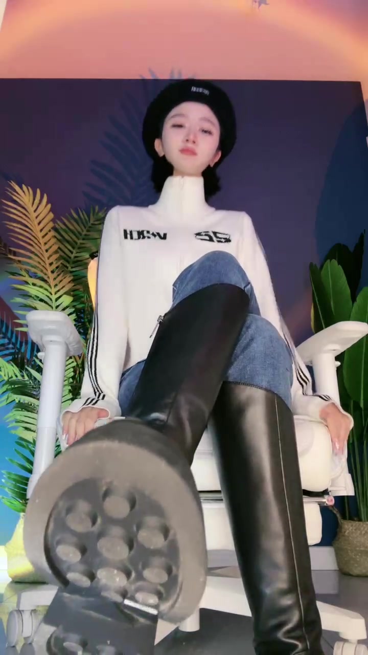维妮s 第一视角 中指 手势指挥 倒计时套路直播  (13)
