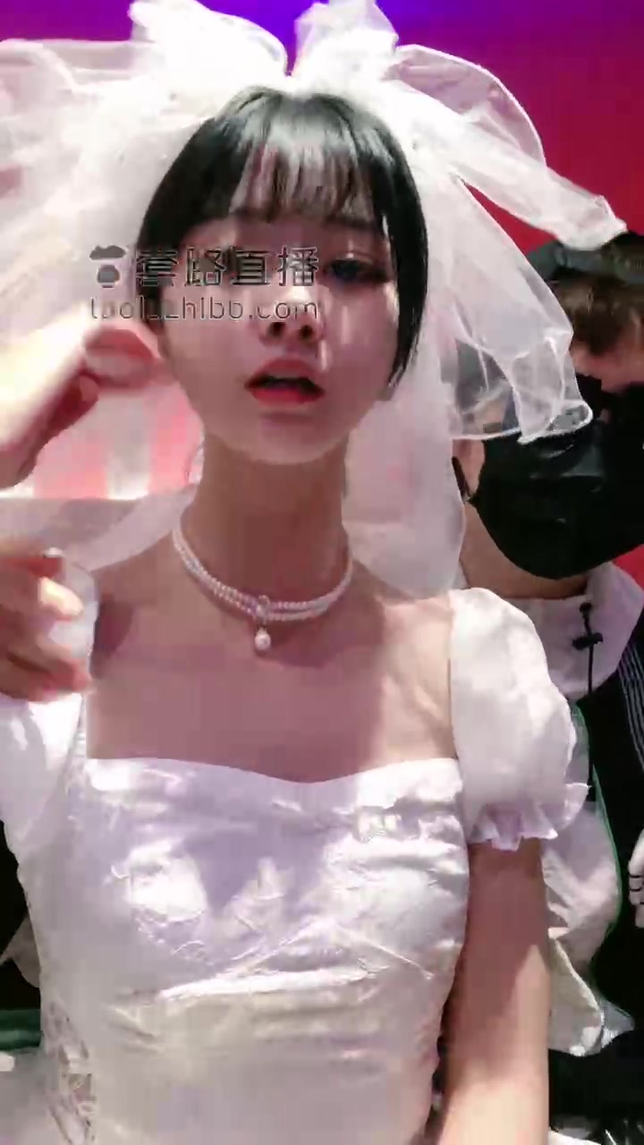 维妮大人 维妮s cos 第一视角 语言羞辱 手势指挥 倒计时 中指 套路直播   (27)