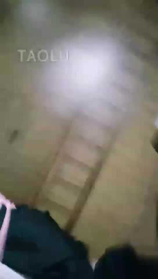 维妮s 调教男m 骑马坐脸踩踏夹头 羞辱 足交 (36)
