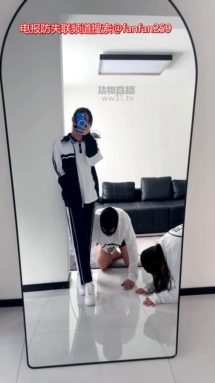 Sera_反差高校学姐，不为人知的一面