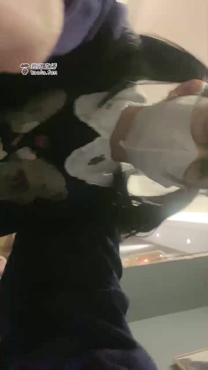 阿月S 套路直播 调教男m 踩踏舔脚 (6)