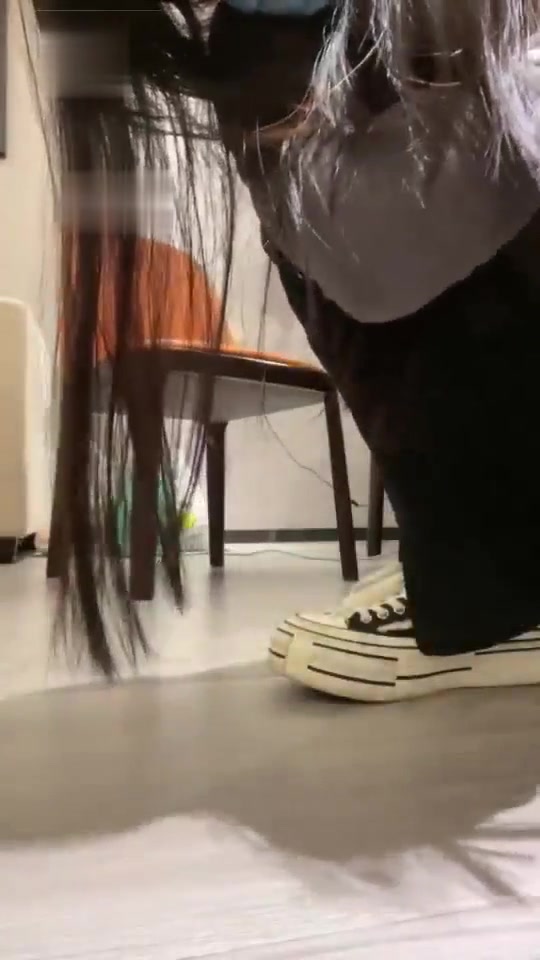 阿月S 套路直播 调教男m 踩踏舔脚 (74)