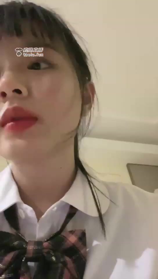 阿月S 套路直播 调教男m 踩踏舔脚 (100)