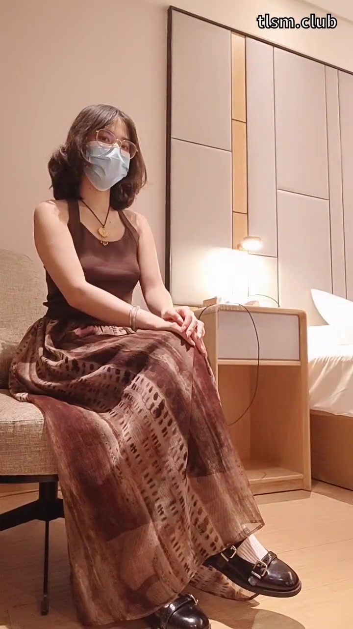 一点点s 舔阴舔好了给你圣水喝