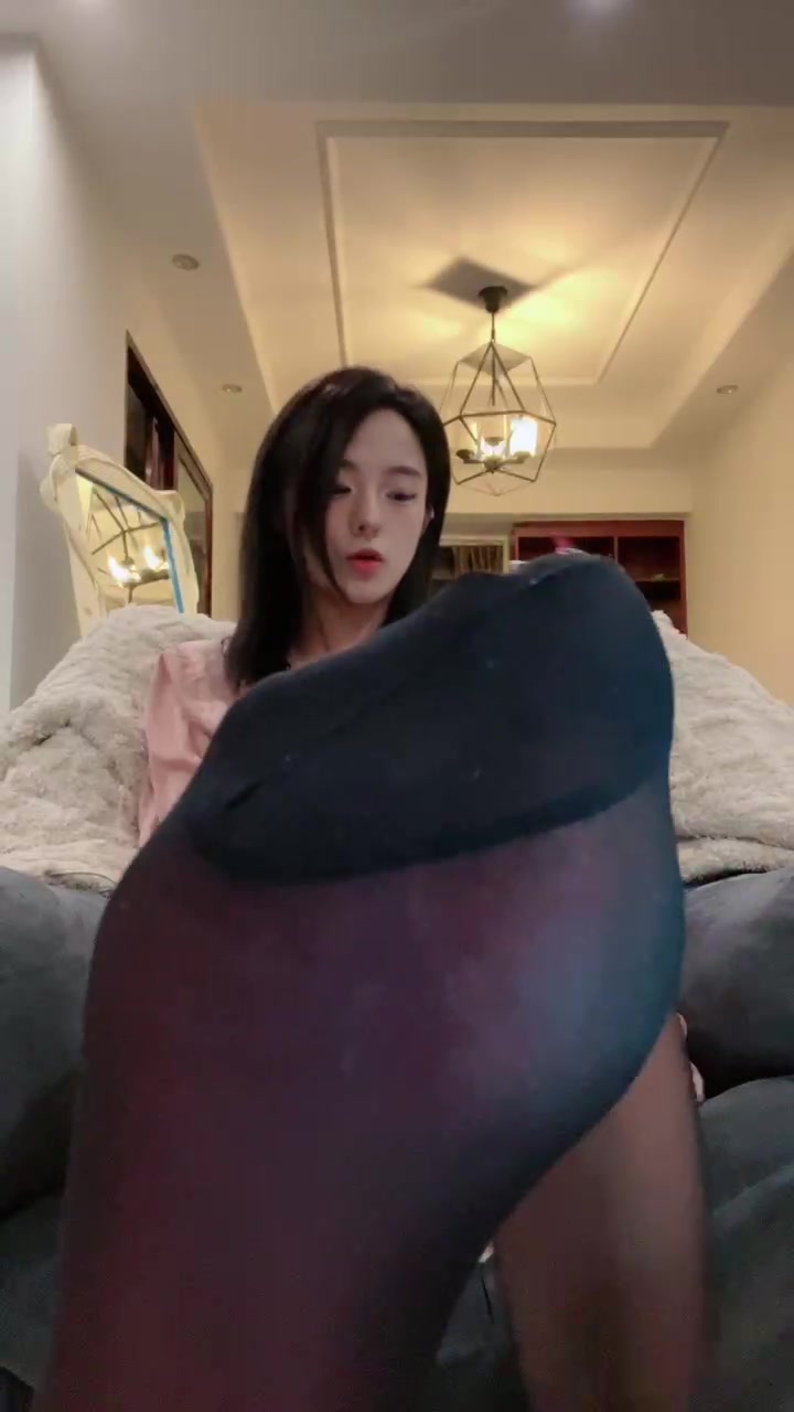 不知名美女S 套路直播 第一視角 單人 紅綠燈 語音調教 (3)
